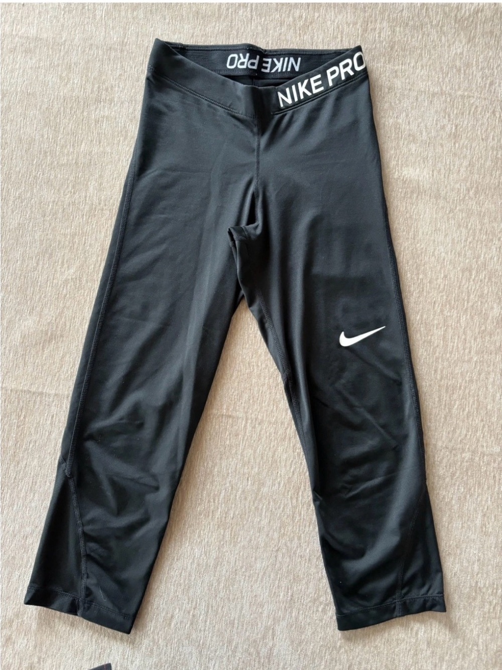 Nike Pro Sport Leggings Womens S Black Dri-Fit 3/4 Cropped Training Swoosh